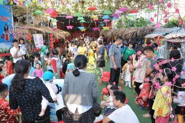 Trường mầm non Ban Mai tổ chức hội chợ xuân 2020